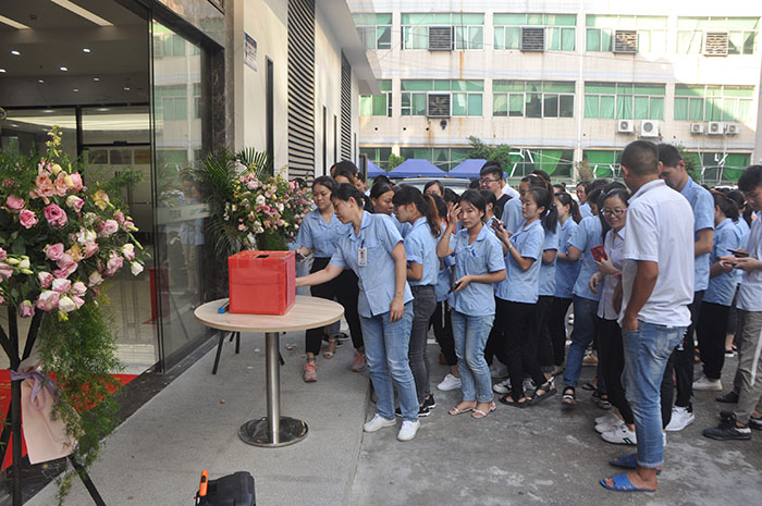 圆梦启航，照亮未来